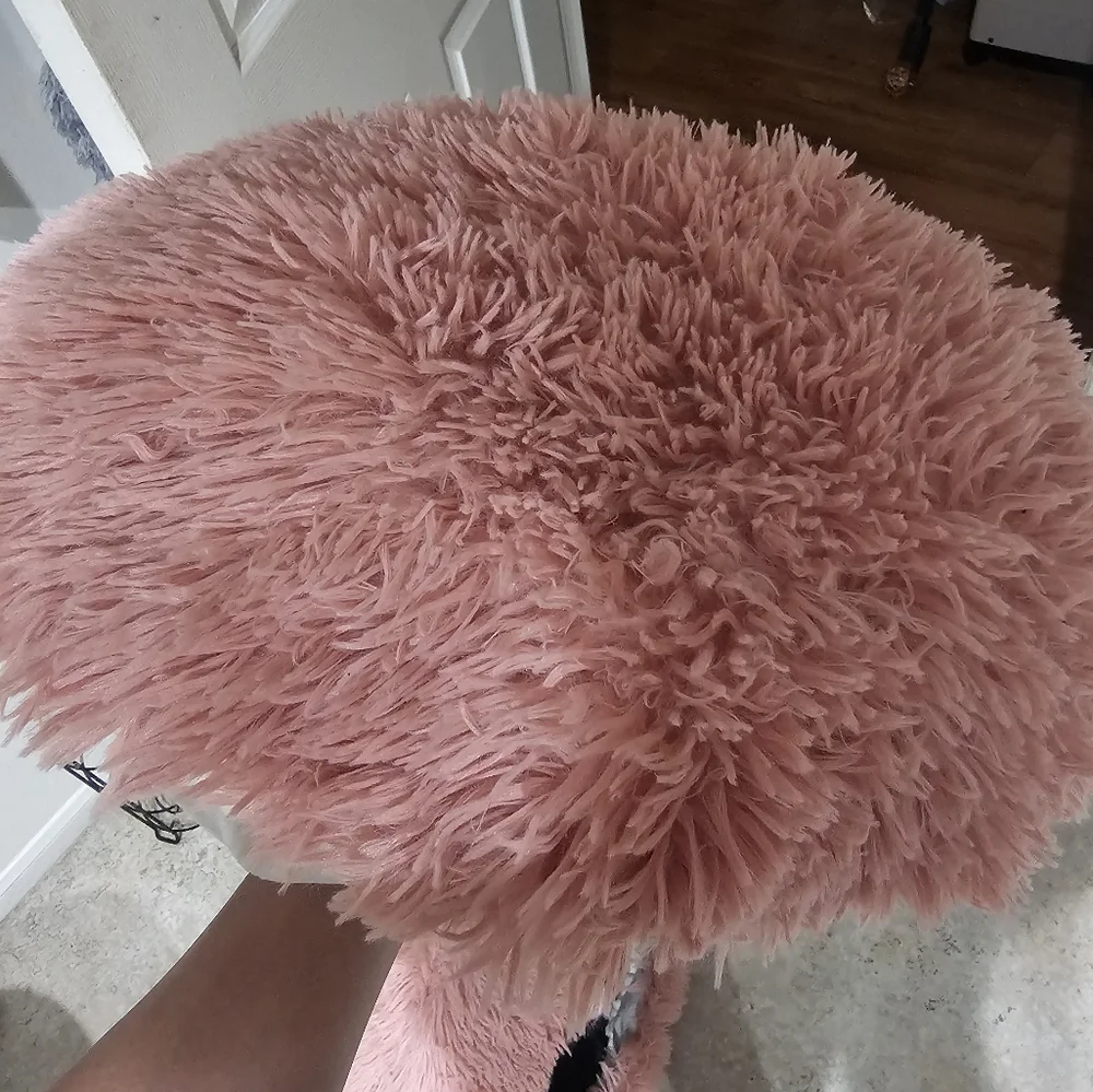 Pink Furry Pet Bed with Pom Pom
